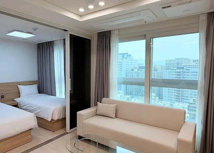 Travelus Myeongdong 트래블어스 명동 酒店 4*