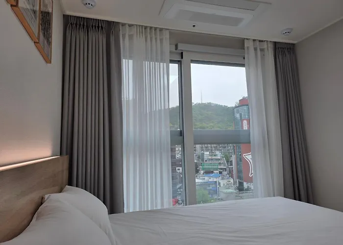 酒店 Travelus Myeongdong 트래블어스 명동 首爾