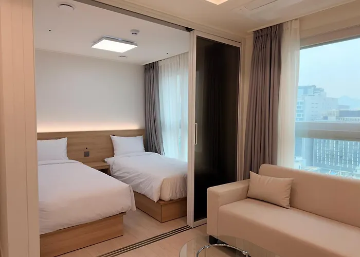 Travelus Myeongdong 트래블어스 명동 酒店 4*