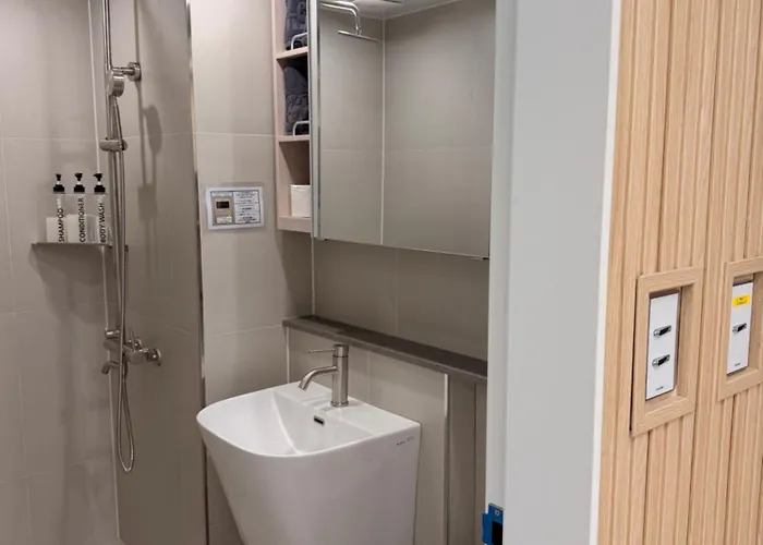 Travelus Myeongdong 트래블어스 명동 首爾