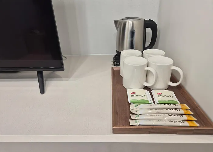 Travelus Myeongdong 트래블어스 명동