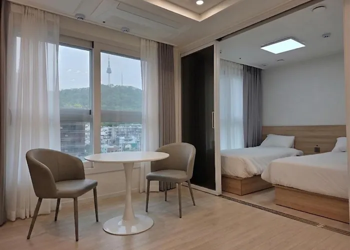 Travelus Myeongdong 트래블어스 명동 酒店 4*