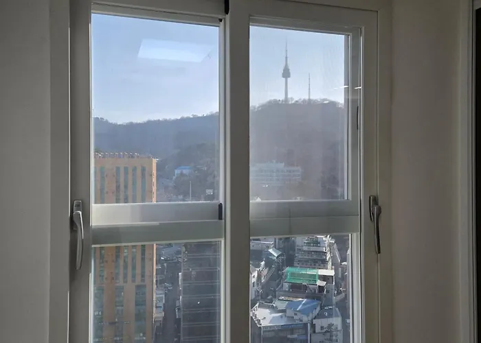 Travelus Myeongdong 트래블어스 명동 4* 首爾