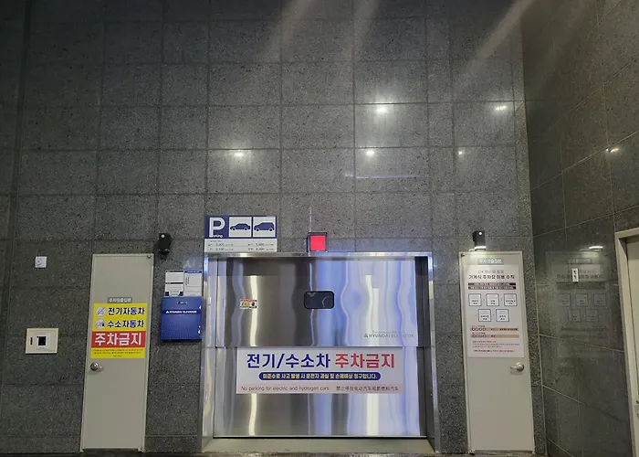 Travelus Myeongdong 트래블어스 명동 酒店 首爾
